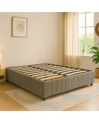 Komt met lichtgrijs geribbeld borstbed - 160x200 cm