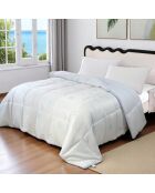Leichte erfrischende weiße Bettdecke - 240x260 cm