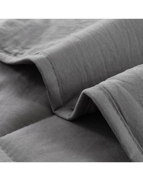 100 g beigefarbene, leichte Bettdecke, 240 x 260 cm