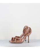 Nudefarbene Sandalen aus Lackleder mit hohem Absatz — 10 cm Absatz