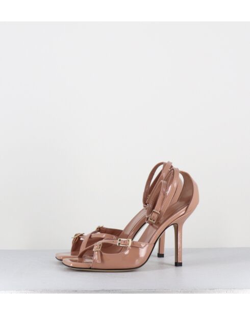 Nudefarbene Sandalen aus Lackleder mit hohem Absatz — 10 cm Absatz