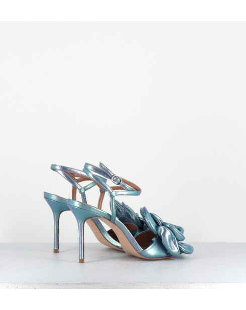 blaue Ledersandalen