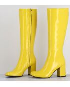 Gelbe Lederstiefel mit 7,5 cm Absatz