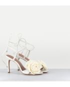 Weiße Ledersandalen