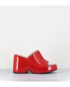 Sandalias con cuña Mules de piel roja, tacón de 9,5 cm