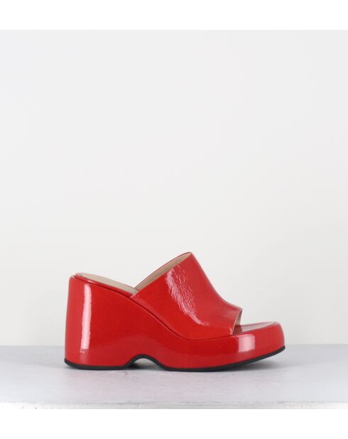 Sandalias con cuña Mules de piel roja, tacón de 9,5 cm