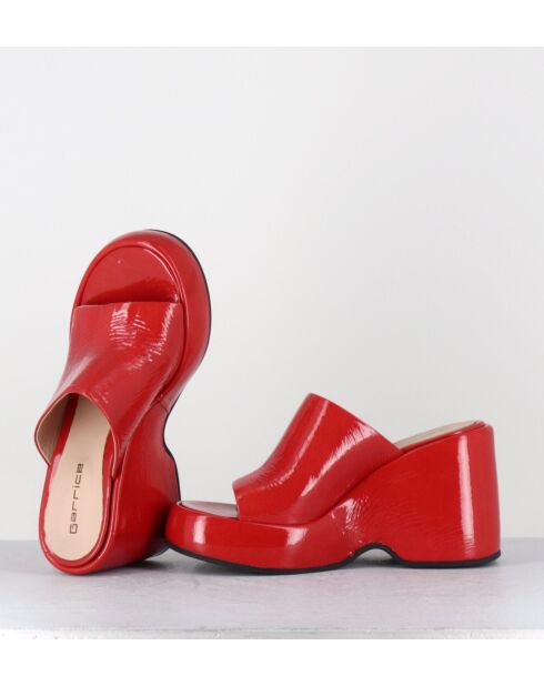 Sandalias con cuña Mules de piel roja, tacón de 9,5 cm