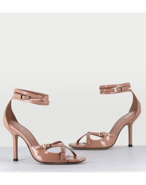 Nudefarbene Sandalen aus Lackleder mit hohem Absatz — 10 cm Absatz