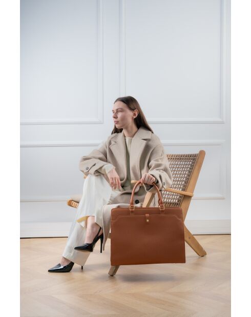 Sac à main en cuir Nya camel - 42x32x14 cm
