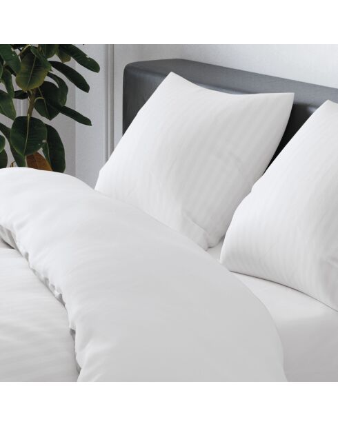 Housse de couette + 2 taies d'oreiller satin de coton rayure tissé Jacquard blanc - 260x240 cm + 2x(63x63 cm)