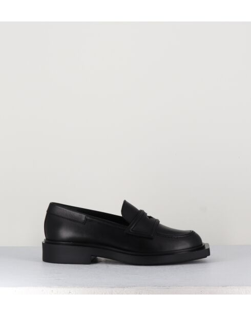 Mocassins en cuir noirs