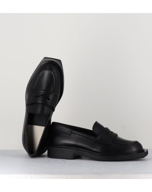 Mocassins en cuir noirs