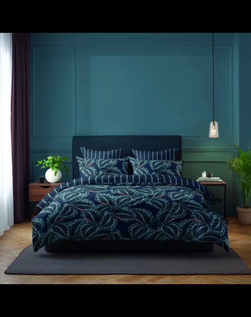 Drap plat satin de coton Calathea bleu foncé