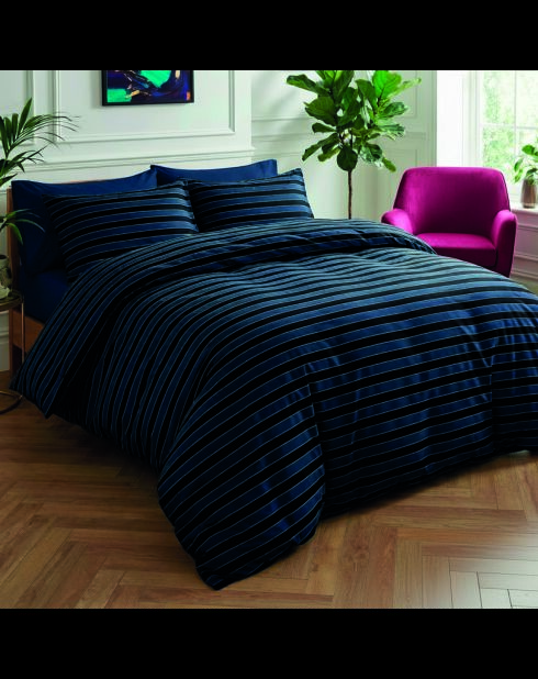 Trapunta con nappine in cotone satinato Eclipse blu scuro - 140x200 cm