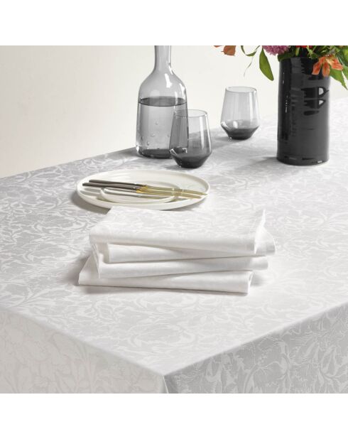 Mantel blanco arabesco