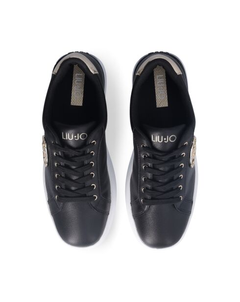 Hübsche schwarze Ledersneaker
