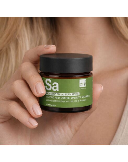 Exfoliant anti-âge à l'acide salicylique, café, noix et vitamine E - 30 ml