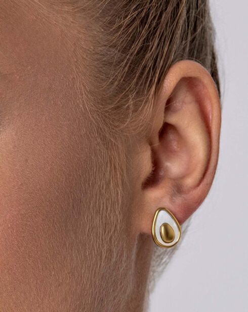 Boucles d'oreilles Maddison en acier plaqué or jaune et coquillage d'eau douce doré/blanc nacré