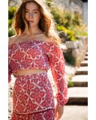 Top Joana red lotus