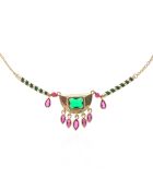 Collier chaîne avec pendentif Nikole vert