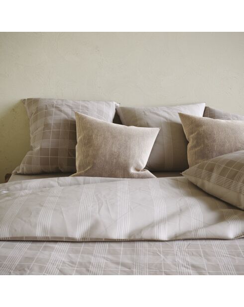 Housse de coussin en velours côtelé taupe