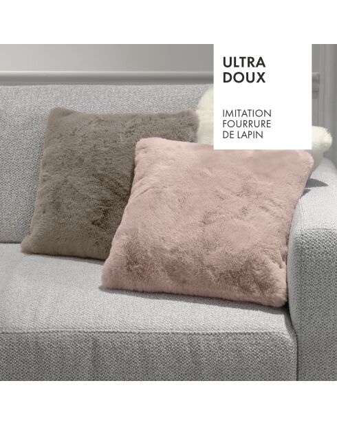 Housse de coussin en fausse fourrure rose clair - 40x40 cm