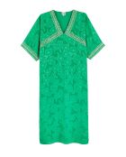 Robe longue fluide caftan brodée Justine verte