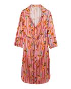 Robe chemise satinée motifs plumes Colibri rose