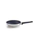 Poêle Qulinox revêtement anti-adhésif acier inoxydable argenté -D. 20cm