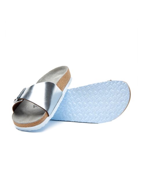 Sandales en cuir argentés