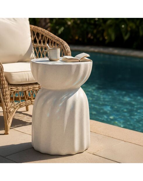 Table d’appoint en mgo Twisty crème – D.36x47,5 cm