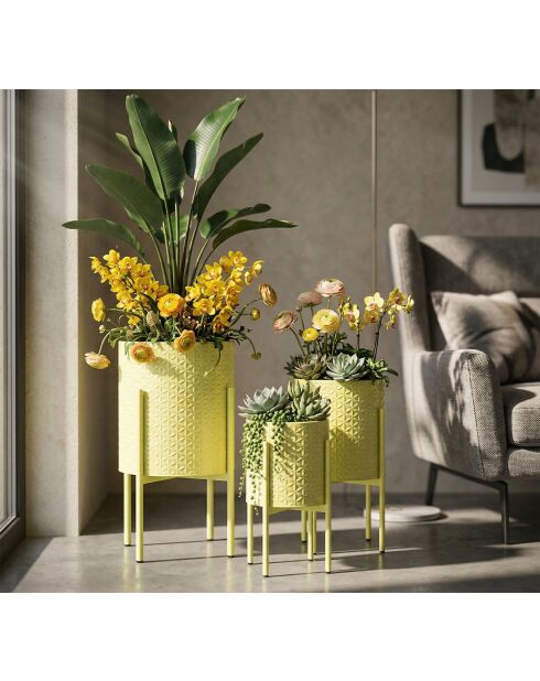 Lot de 3 supports pour vases en fer Iris jaunes – D.36x56,5 / 30x48,5 / 24x37,5 cm