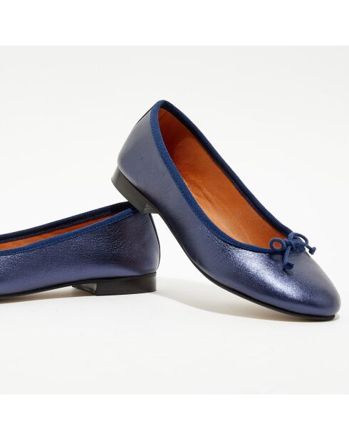 Ballerinas Jeanne aus irisierendem Leder marineblau