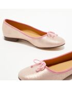 Ballerinas Jeanne aus schillerndem Leder in Rosa