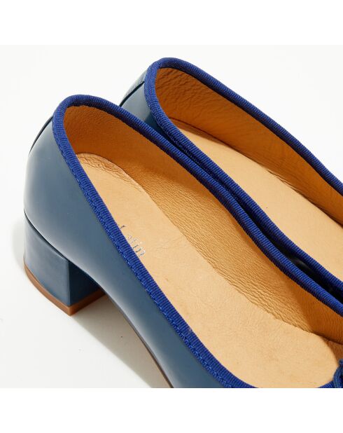 Marineblaue Trotter-Ballerinas Diane aus Lackleder