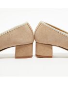 Beige fluwelen leren trotterflats van Diane