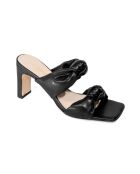 Zwarte Betty sandalen met leren hak