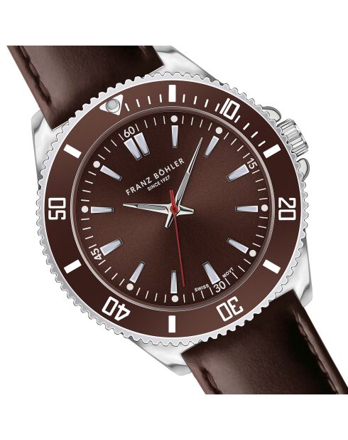Reloj St. Moritz para hombre con costuras lisas y acolchadas en piel marrón