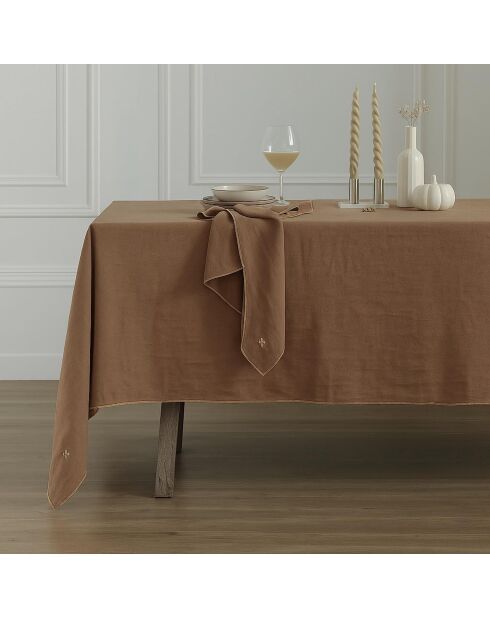 Tischdecke Camille aus gewaschenem Leinen in Haselnuss-/Goldfarben und 8 Servietten, 150 x 300 cm