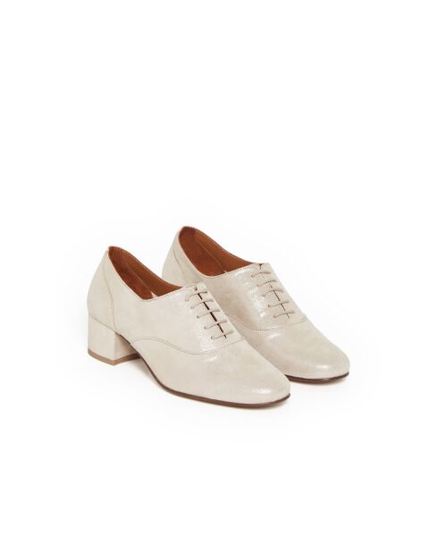 Oxford Vernie 7 de piel dorada