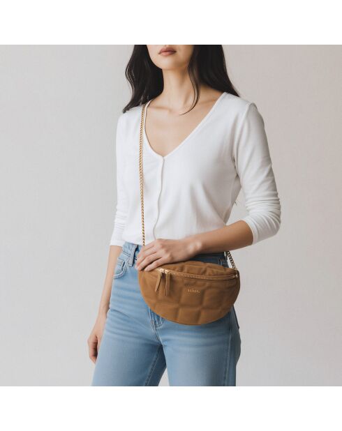 Sac banane Mado en cuir camel - 33x18x8,7 cm