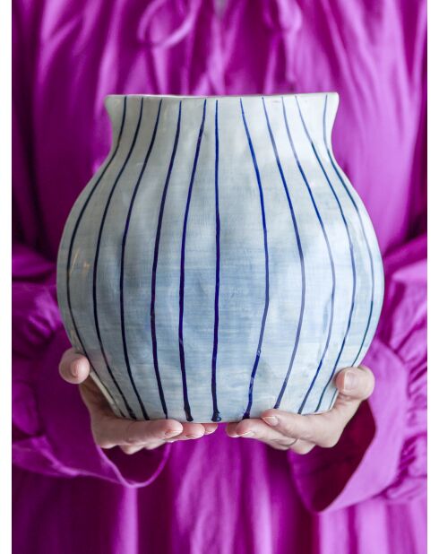 Esra blauwe vaas - L.21,5 x H.22 x L.13 cm
