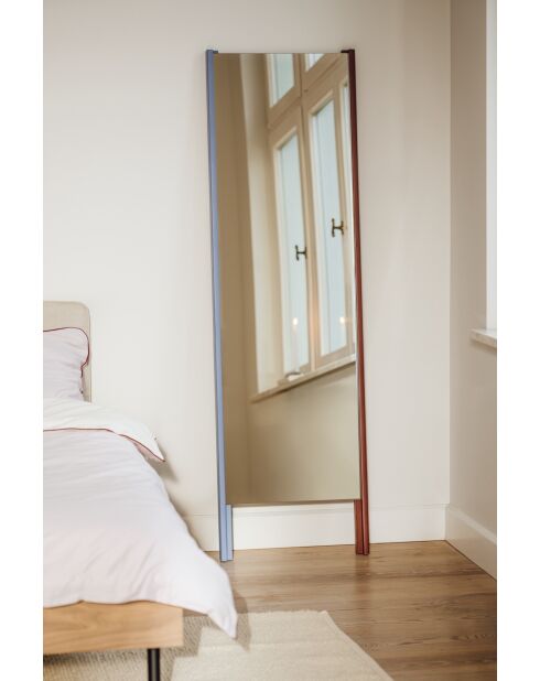 Miroir sur pied Lun rouge auburn et bleu givré - 166x49x4 cm