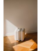 Puf Radd Cloud beige con forma de lazo, 44,5 x 36 x 36 cm