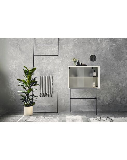 Lekko amandelgrijze kast - 109x70x40 cm