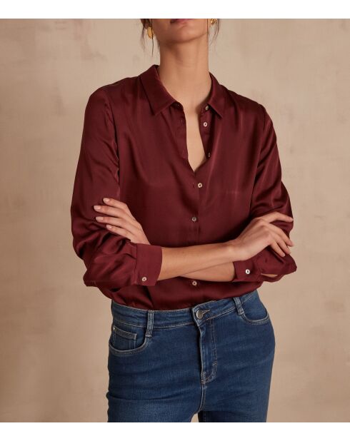 Bordeauxrote Satinbluse Carla