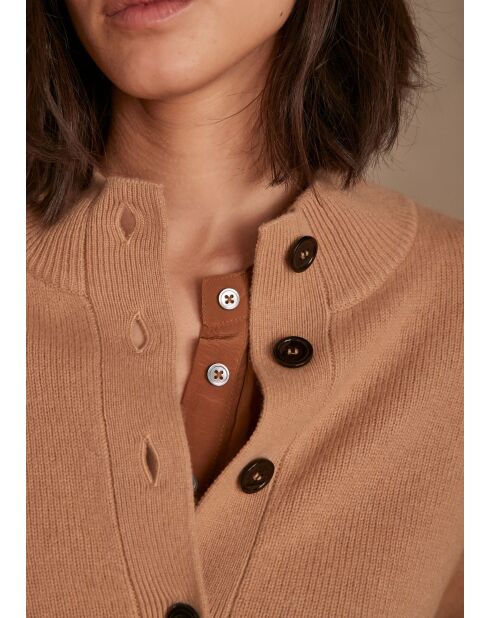 Cardigan Chris camel