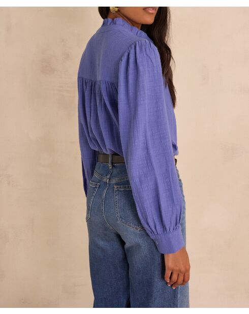 Brooke-Bluse mit Lavendelstickerei