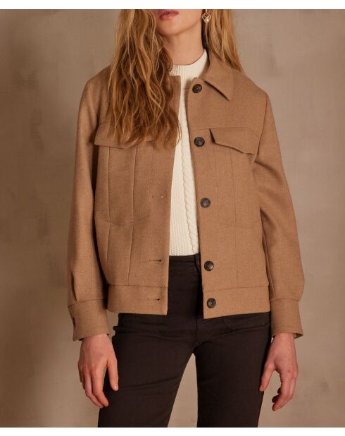 Felle beige fantasiejas