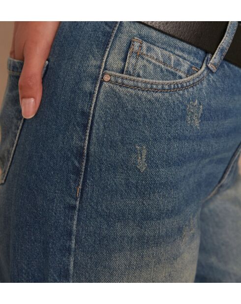 Sandy-broek van licht gewassen denim